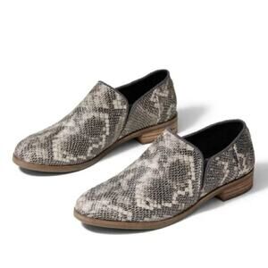 TOMS Faux Snake Shaye Low Booties Grey/White Size 8.5 Office Preppy Minimalist